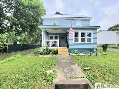 141 Hazeltine Ave, Jamestown, NY 14701