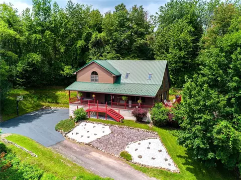 629 Filkins Rd, Arcadia, NY 14513