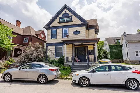 17 Canfield Pl, Rochester, NY 14607