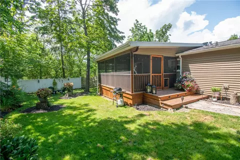 4553 Grove St, Canandaigua, NY 14424 photo 6