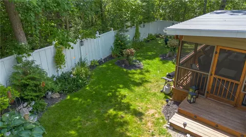 4553 Grove St, Canandaigua, NY 14424 photo 4