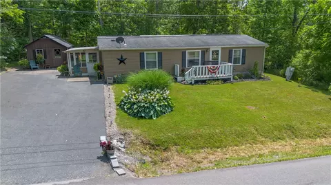 4553 Grove St, Canandaigua, NY 14424 photo 11