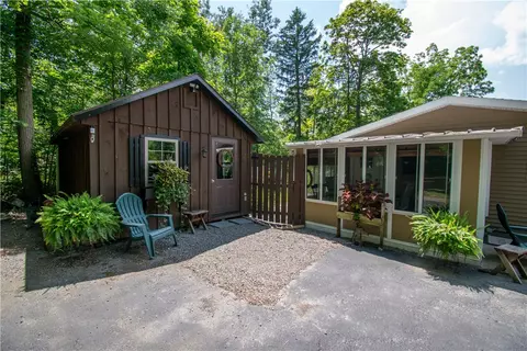 4553 Grove St, Canandaigua, NY 14424 photo 9