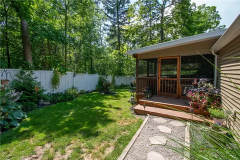4553 Grove St, Canandaigua, NY 14424 photo 5