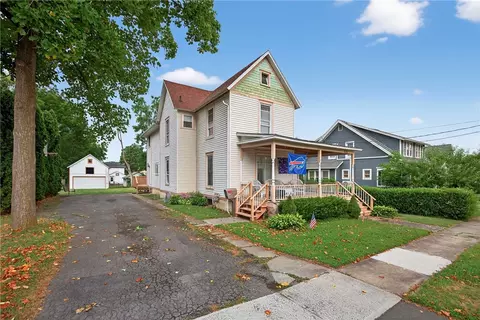 132 Ogden St, Milo, NY 14527