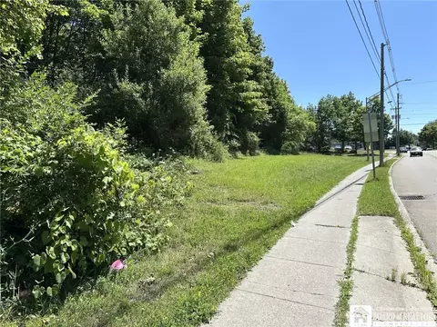 Foote Avenue, Jamestown, NY 14701