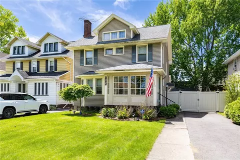 1043 Genesee Park Blvd, Rochester, NY 14619