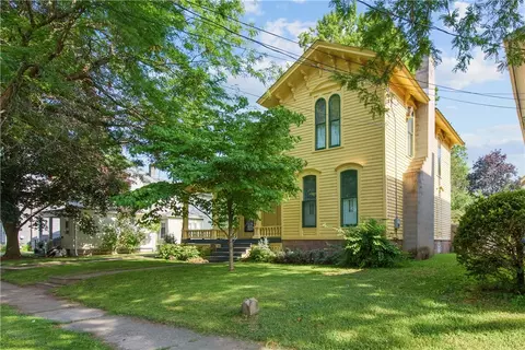 322 W State St, Albion, NY 14411