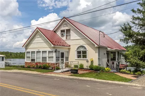 3813 County Route 2, Thurston, NY 14801