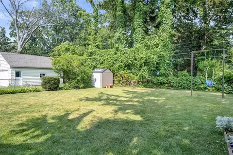 Exterior - 220 Walzer Rd, Irondequoit, NY 14622 photo 8 of 9