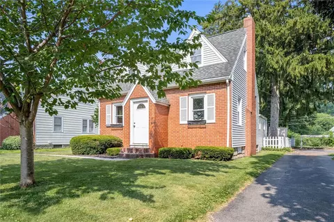 Exterior - 220 Walzer Rd, Irondequoit, NY 14622 photo 2 of 9