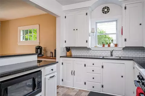 Kitchen - 220 Walzer Rd, Irondequoit, NY 14622 photo 4 of 5