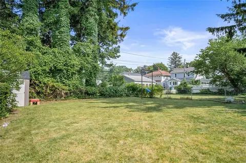 Exterior - 220 Walzer Rd, Irondequoit, NY 14622 photo 9 of 9