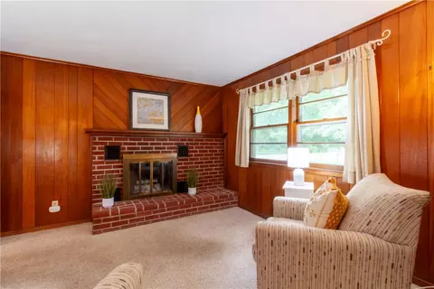 Living - 1820 Plank Rd, Webster, NY 14580 photo 5 of 6