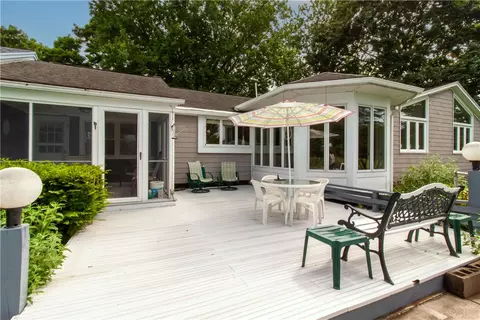 Exterior - 1820 Plank Rd, Webster, NY 14580 photo 5 of 7