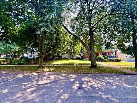 213 Milburn St, Rochester, NY 14607