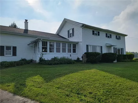 2935 State Route 89, Savannah, NY 13146