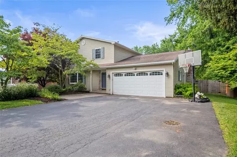 82 Pine Grove Ave, Irondequoit, NY 14617