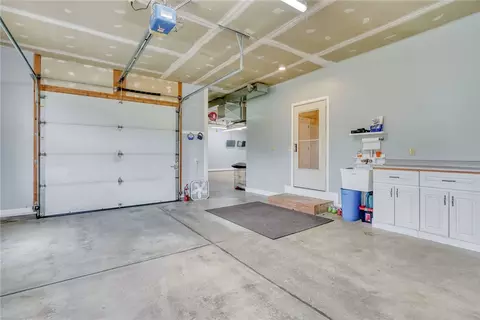 675 County Line Rd, Webster, NY 14580 photo 37
