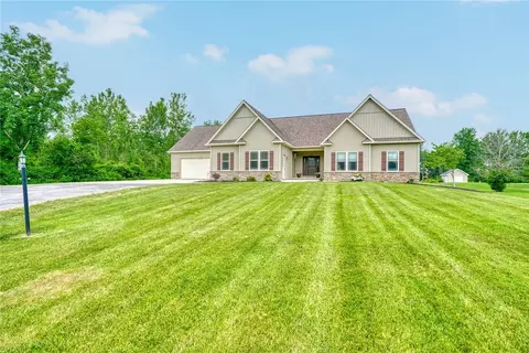 675 County Line Rd, Webster, NY 14580 photo 2