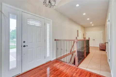 675 County Line Rd, Webster, NY 14580 photo 6