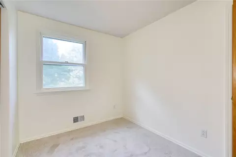Bedroom - 1260 Wall Rd, Webster, NY 14580 photo 5 of 9