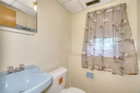 Bath - 1260 Wall Rd, Webster, NY 14580 photo 2 of 2
