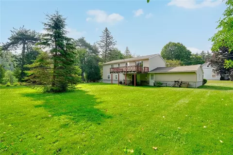 Exterior - 1260 Wall Rd, Webster, NY 14580 photo 6 of 7
