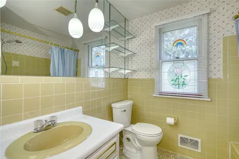 Bath - 1260 Wall Rd, Webster, NY 14580 photo 1 of 2