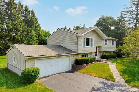 Exterior - 1260 Wall Rd, Webster, NY 14580 photo 2 of 7
