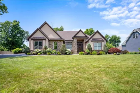 29 Putney Pl, Hilton, NY 14468