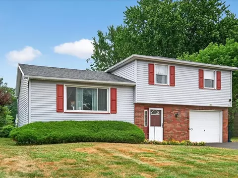 336 Laura Dr, Greece, NY 14626