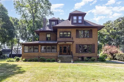 89 Browncroft Blvd, Rochester, NY 14609
