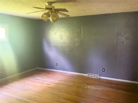 5872 E Beth-leroy Rd, Bethany, NY 14054 photo 6