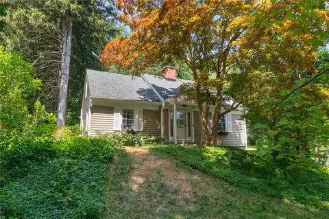 59 Landing Rd N, Brighton, NY 14610