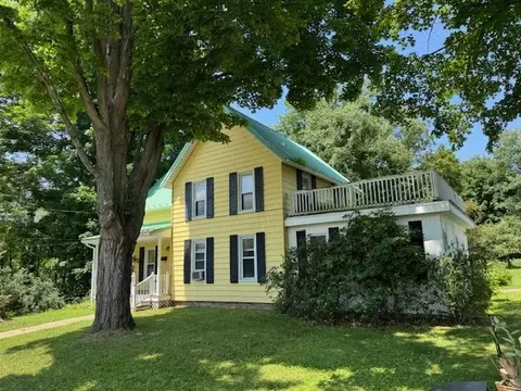 12 Maple St, Amity, NY 14813