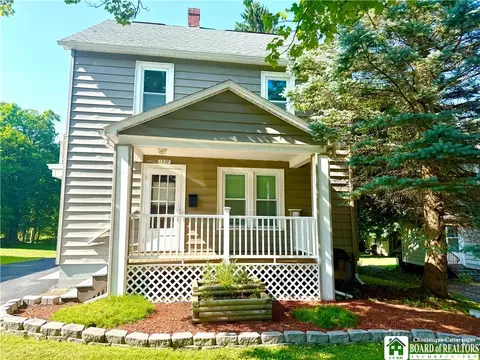 1338 Newland Ave, Jamestown, NY 14701