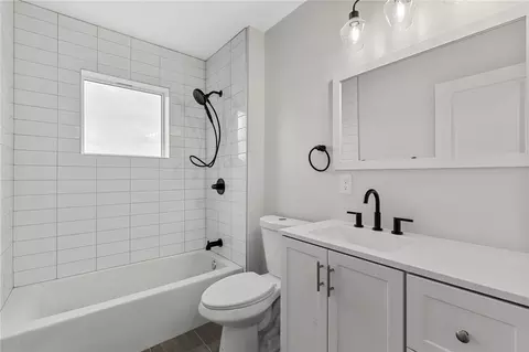 Bath - 175 S Union St, Rochester, NY 14607 photo 6 of 10