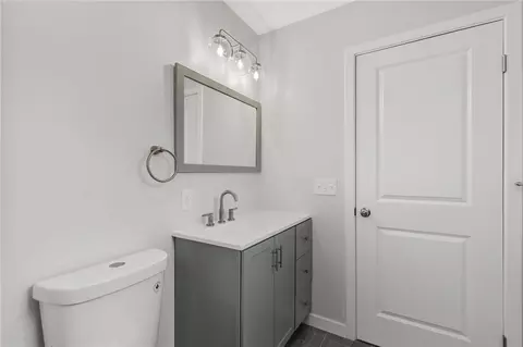 Bath - 175 S Union St, Rochester, NY 14607 photo 10 of 10