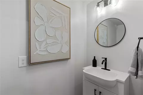 Bath - 175 S Union St, Rochester, NY 14607 photo 1 of 10