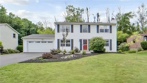 29 Country Downs Cir, Perinton, NY 14450