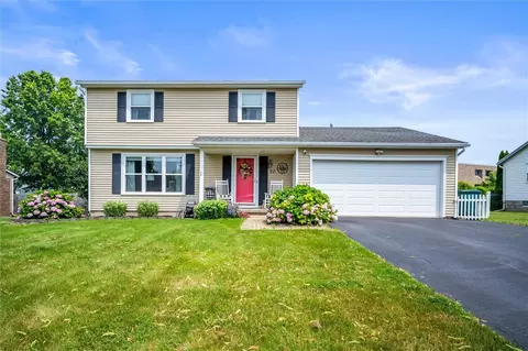 20 Fraser Dr, Parma, NY 14468