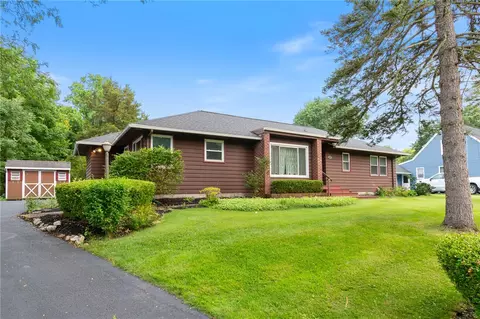 131 Rose Dr, Arcadia, NY 14513