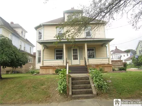 161 Thayer St, Jamestown, NY 14701