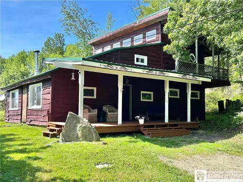 256 Bragg Rd, Carroll, NY 14738