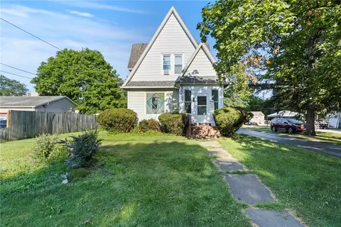 193 N Main St, Yates, NY 14098