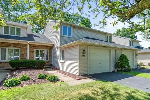 105 Kalyna Dr, Irondequoit, NY 14617