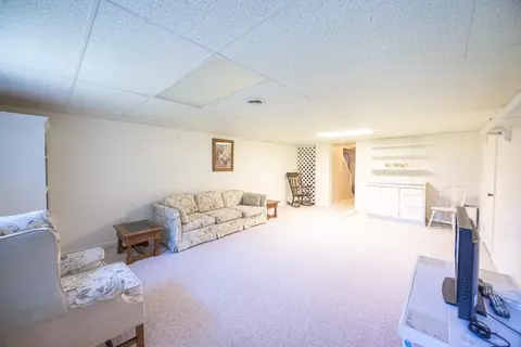 Living - 377 Spinnaker Ln, Webster, NY 14580 photo 4 of 4