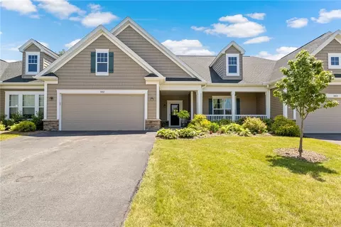 102 Rivers Run, Rochester, NY 14623