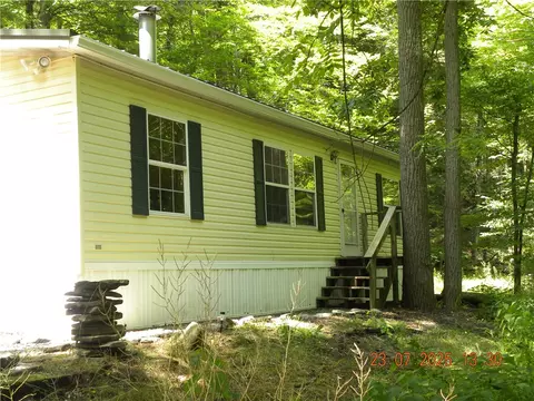 8906 Reservoir Hill Rd, Urbana, NY 14840